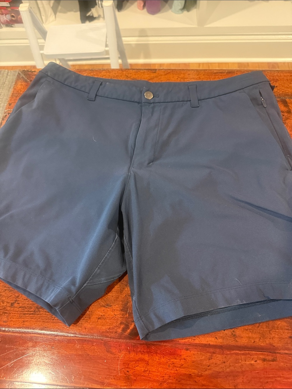 lululemon athletica Men's Navy Flat-Front Athletic Shorts